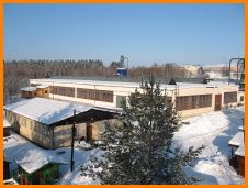 Výrobní areál společnosti DELTA Svratka s.r.o. Výrobní hala a administrativní budova.
